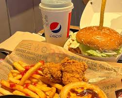 关于加盟肯德基连锁店所需满足的条件以及详细流程，本文为您进行全面解析，以助您顺利开启创业之路。

