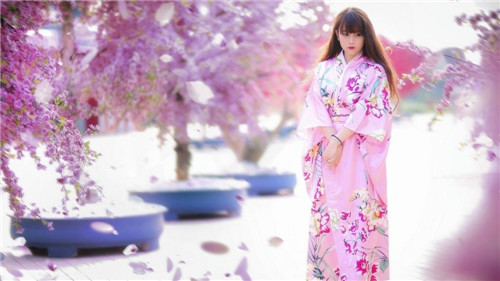 丝瓜秋葵草莓香蕉榴莲蕾丝免费版