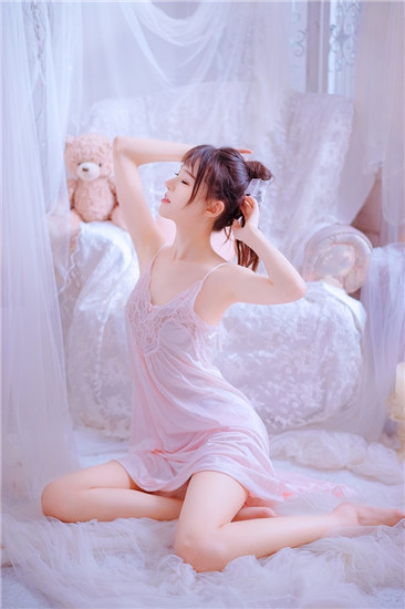 秋葵男的加油站女人的美容院黄