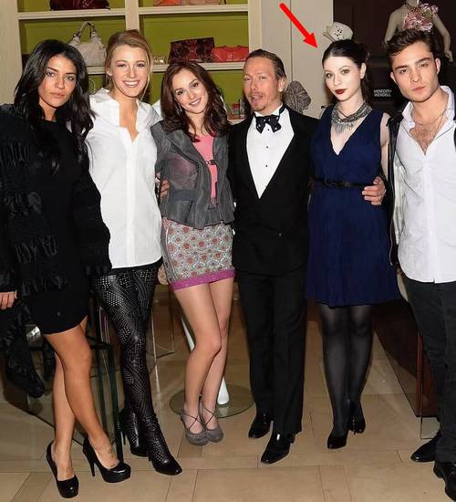 绝色中出系列在线