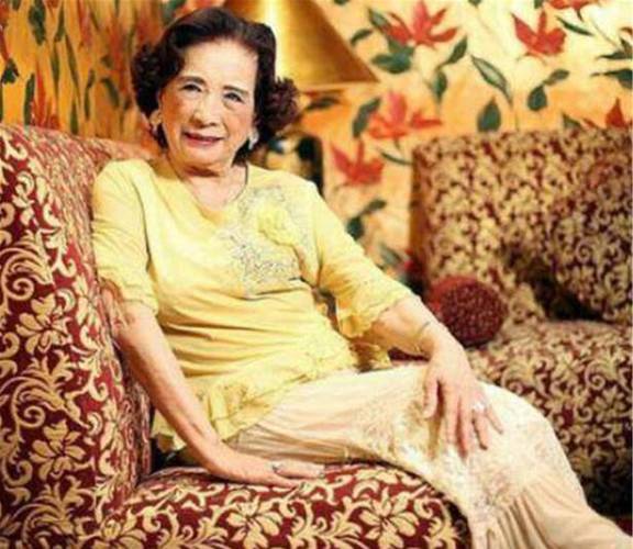 欧美老熟妇乱子伦视频播放